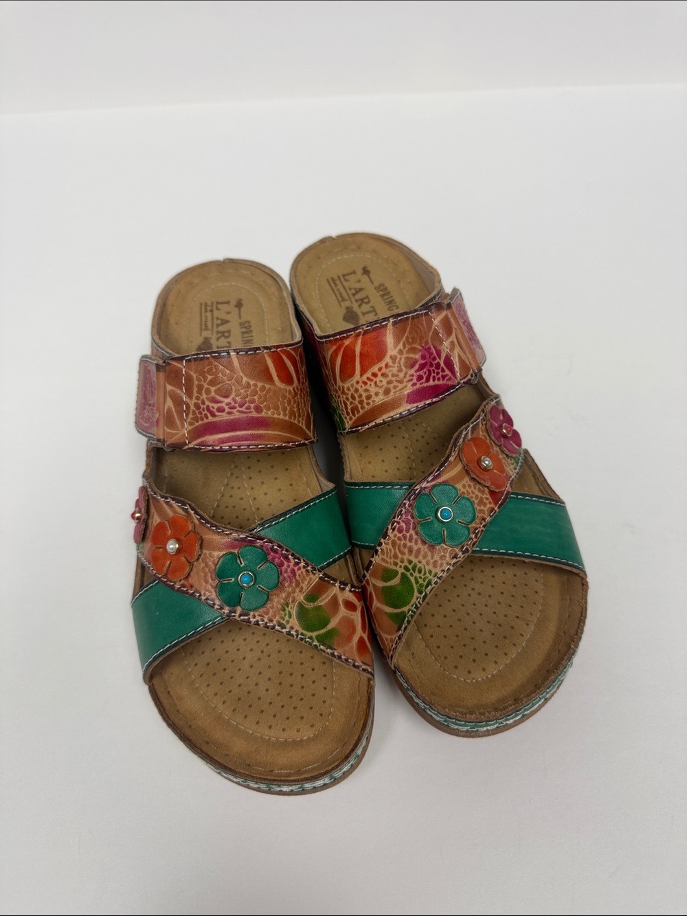 L'ARTISTE Multicolor Floral Leather Slide Sandals - Green/Orange